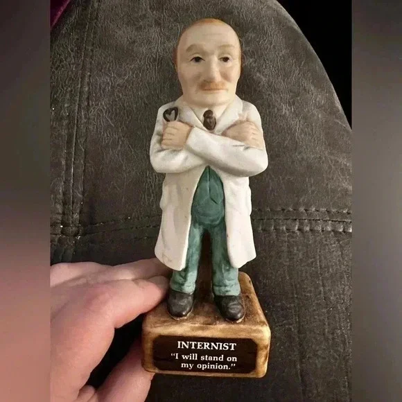 Abbott Pharmaceutical Internist Doctor figurine circa 1972 China Glass EUC - Picture 3 of 7